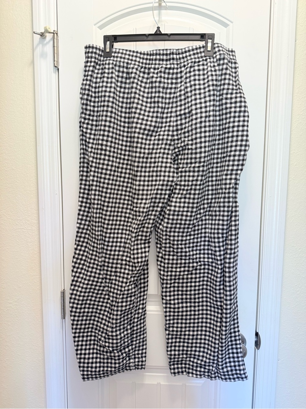 Black and White Gingham women’s pajama Pants - Picture 2 of 3